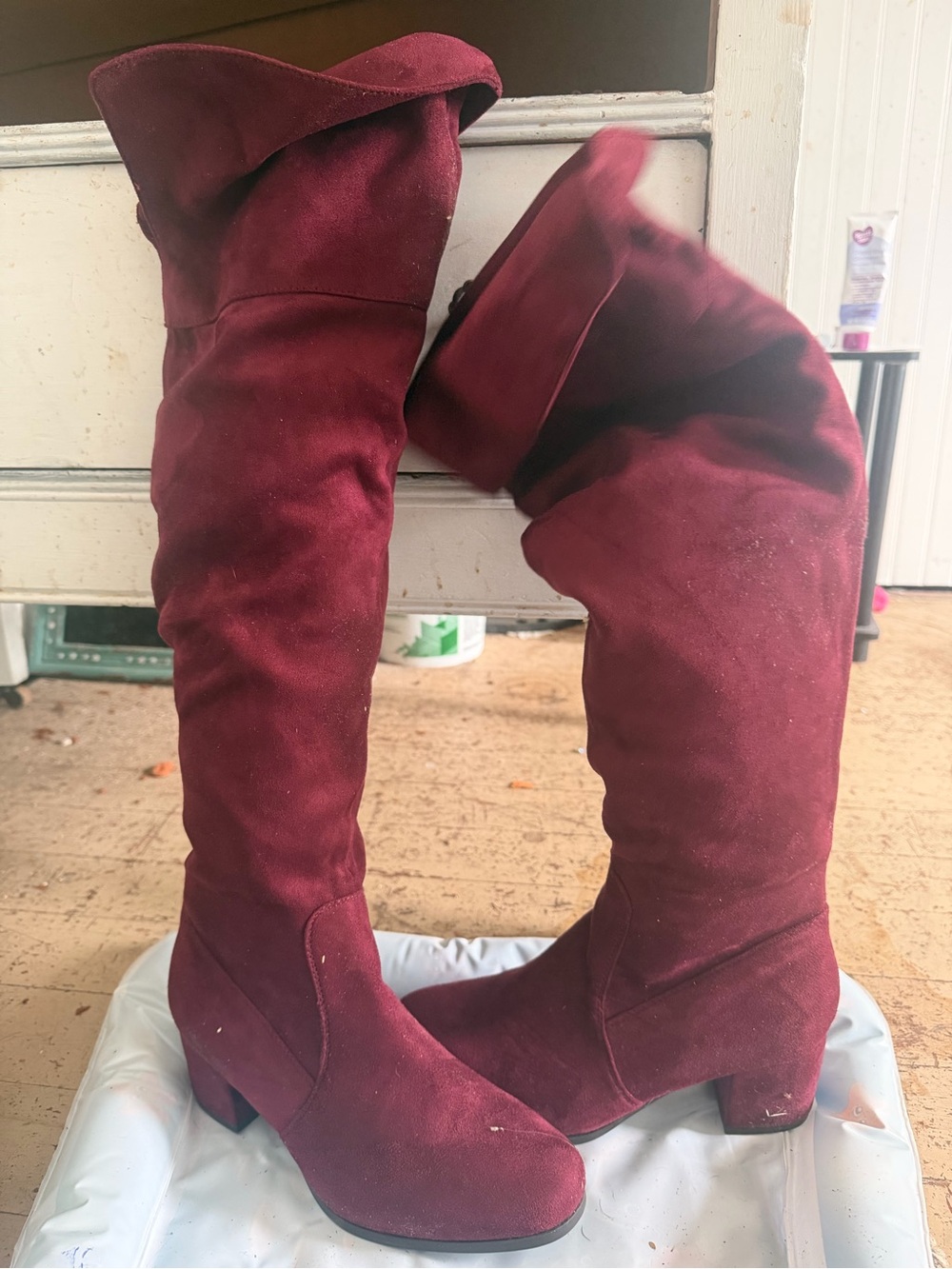 Women’s Over-the-Knee Velvet Boots in Burgundy
